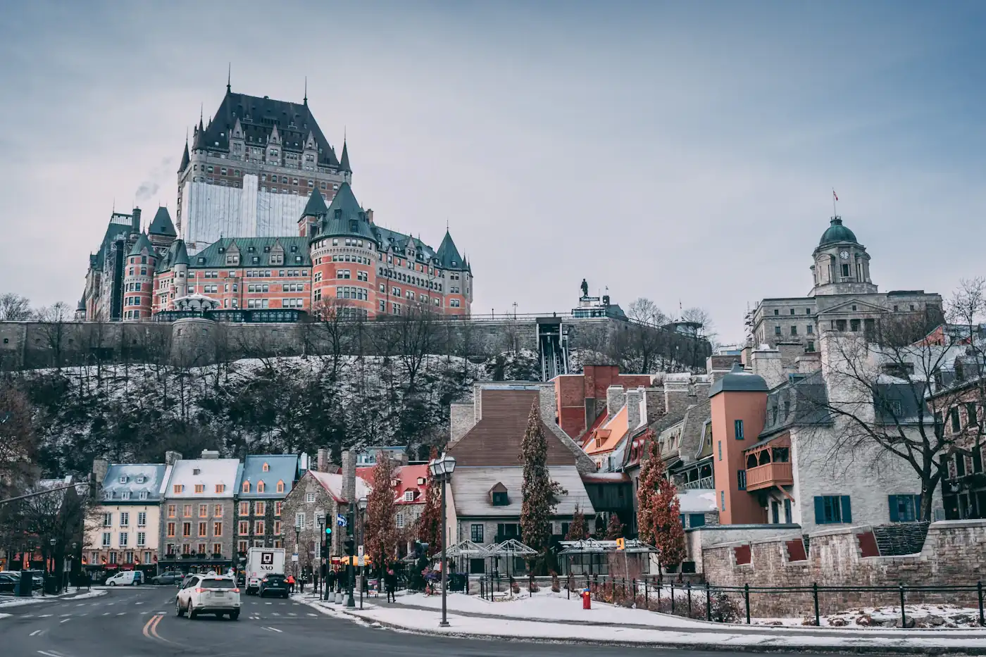 Le Château Frontenac et le Vieux-Québec en hiver